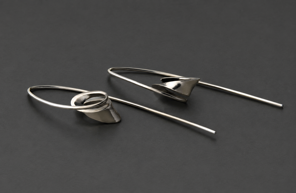 ZEPHYR EARRINGS | 19k WHITE GOLD