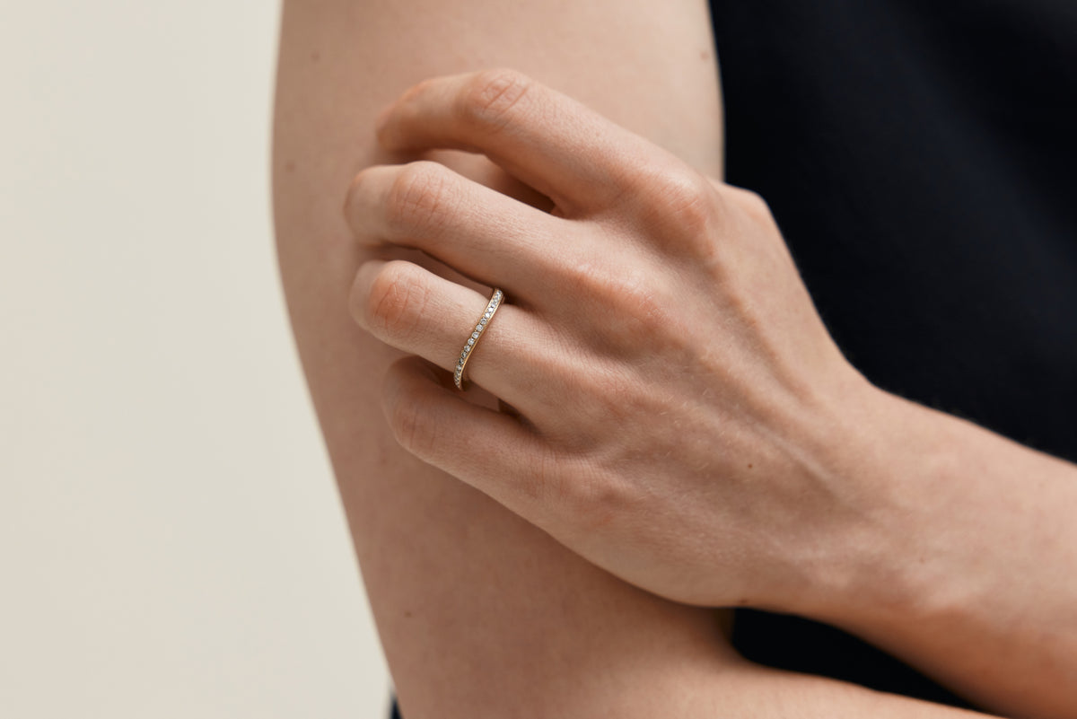 DIAMOND PAVE BAND | YELLOW GOLD
