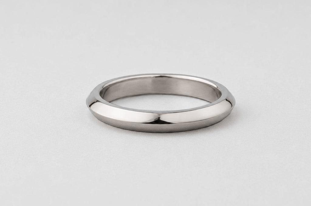 ANGULAR BAND | 19K WHITE GOLD