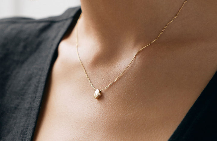 PEBBLE NECKLACE - 14K YELLOW GOLD