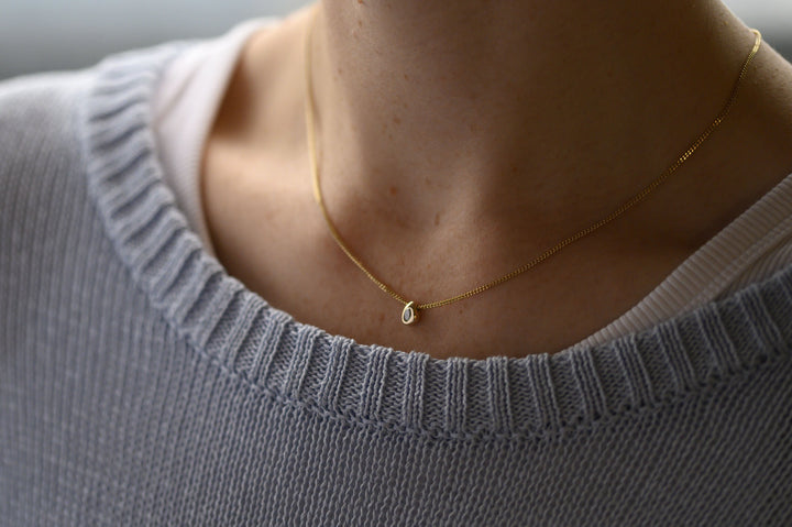 Silver Ball Necklace - Sustainable minimal jewellery | OMCH – Oh My Clumsy  Heart